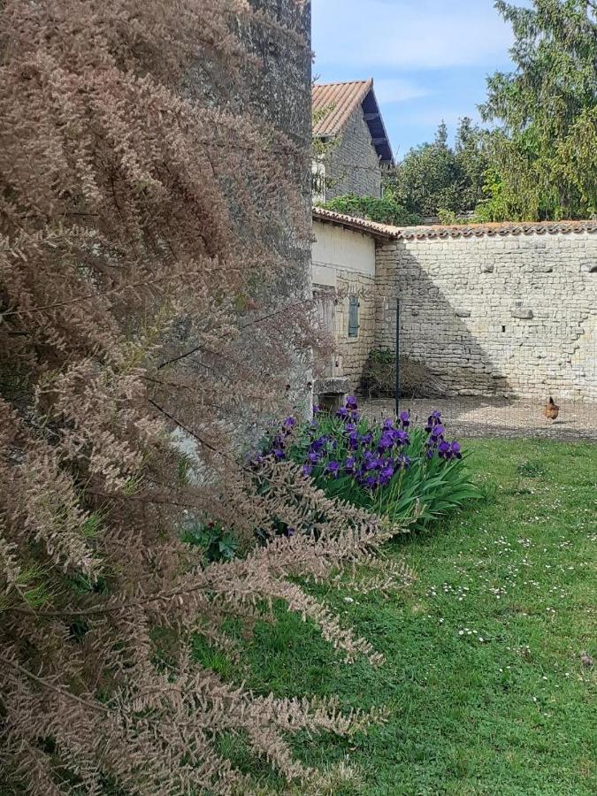 Chez Martine Apartment Hanc Екстериор снимка