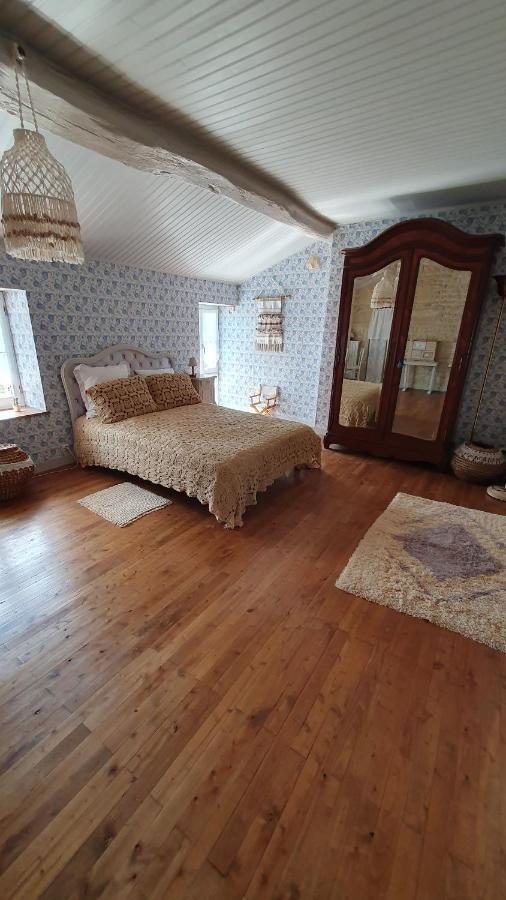 Chez Martine Apartment Hanc Екстериор снимка